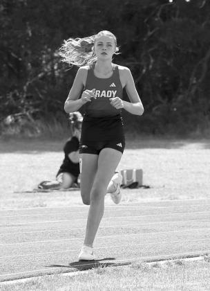 Junior Zoe Johnson continues her winning ways, running to a gold medal finish in the 3200m in Arnold last Friday. Johnson nearly swept the race this season, missing a first-place finish just once at the Midwest Nebraska Track Classic. That day, she came in second to Scout Bell of Gothenburg. (Leader photo by Darcee Ridenour)